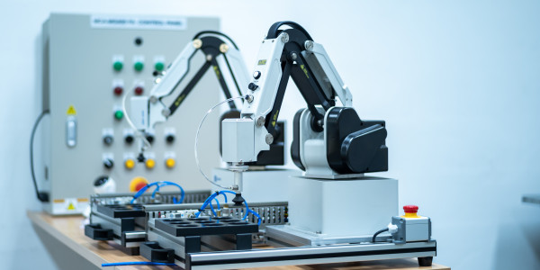 Garras Robóticas a Medida / Manos Robot / Grippers / EOAT Ciutat Vella · Diseño y Construcción de Utillajes para Robots