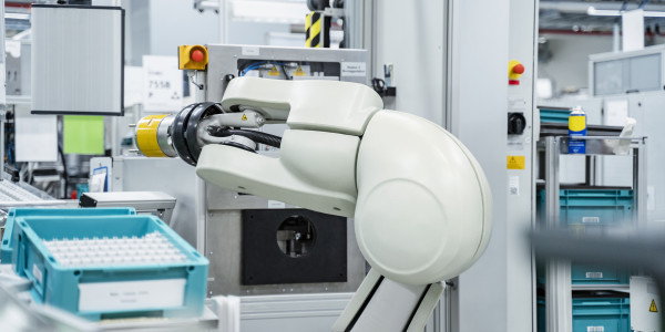 Inteligencia Artificial Industria 4.0 / Deep Learning / IA Gràcia · Detección de Elementos o Conjuntos Complejos mediante Cámaras